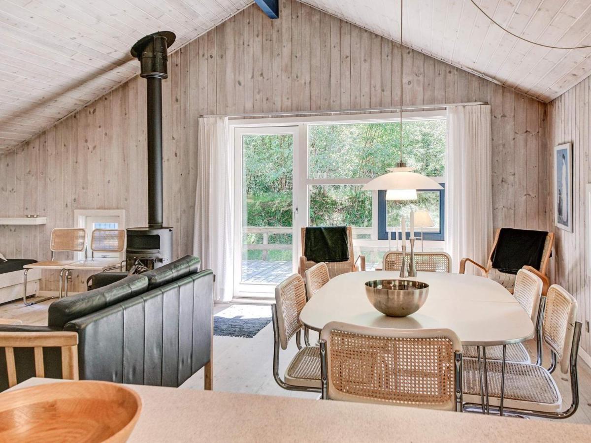 8 Person Holiday Home In Nex Vester Somarken ภายนอก รูปภาพ
