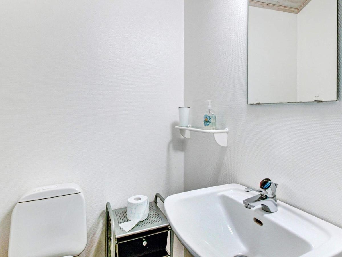 8 Person Holiday Home In Nex Vester Somarken ภายนอก รูปภาพ